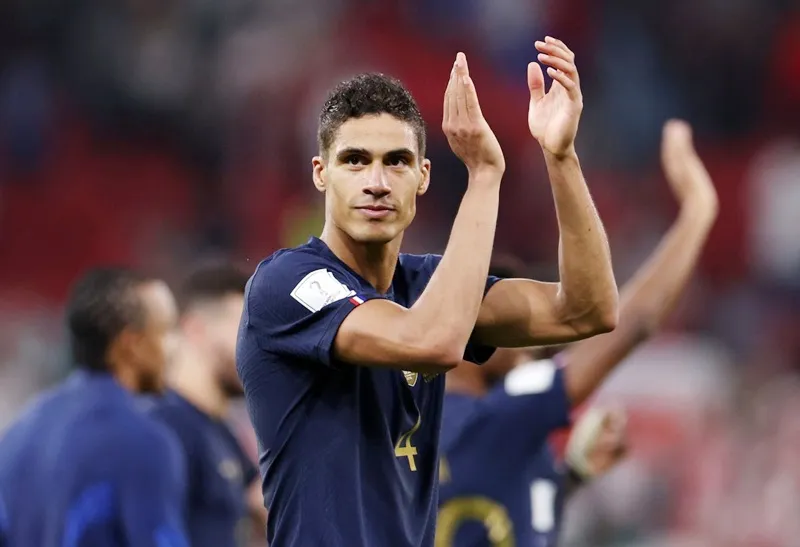 Cựu tuyển thủ Pháp vô địch World Cup 2018 Raphael Varane tuyên bố giải nghệ ở tuổi 31.