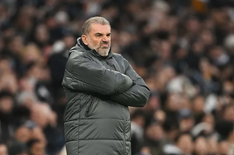 HLV Ange Postecoglou tiếp tục đưa ra những phát biểu gắt gỏng giữa sự sa sút của Tottenham.