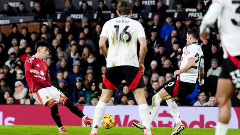 Lisandro Martinez.jpg