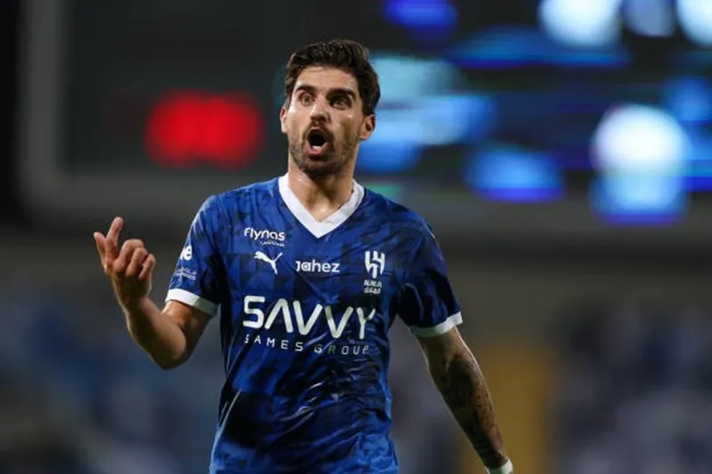 Ruben Neves gây thất vọng khi đá hỏng phạt đền khiến Al-Hilal bị Damac cầm hòa