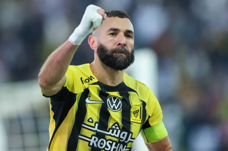 Benzema tiếp tục có một trận đấu chói sáng với 1 bàn và 2 kiến tạo giúp Al-Ittihad đè bẹp Al-Wehda