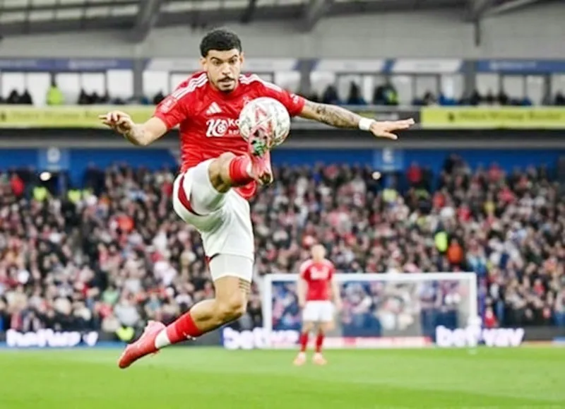 Man City nhắm đến Gibbs-White và Wirtz để thay thế De Bruyne