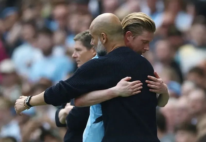Pep Guardiola hạnh phúc với màn trình diễn của Kevin De Bruyne