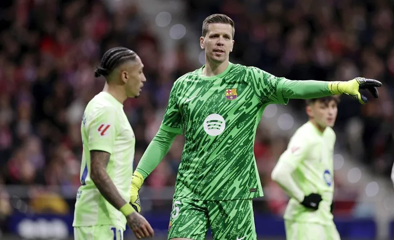 Wojciech Szczesny cho biết anh sẽ chấp nhận nhường vai trò số 1 cho Marc-Andre ter Stegen.
