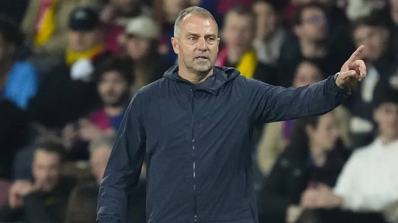 HLV Hansi Flick thừa nhận Barcelona rất khó chơi hay mọi trận đấu trong lịch trình căng thẳng này.