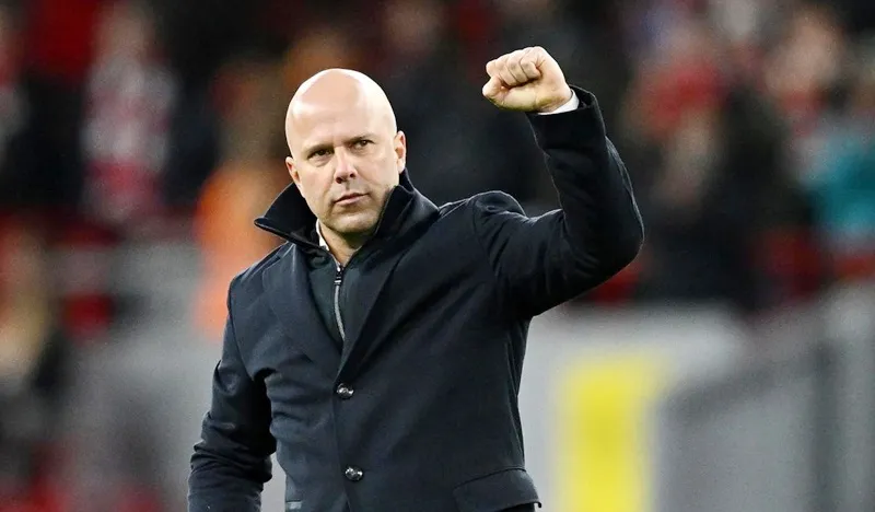 HLV Arne Slot bác bỏ quan điểm chức vô địch Premier League này đã đến với Liverpool một cách dễ dàng.