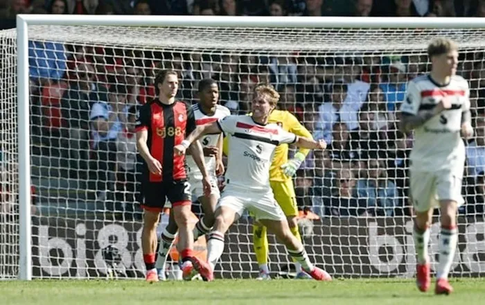 Rasmus Hojlund ghi bàn thắng cứu nguy cho Man United