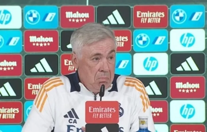 HLV Real Madrid Carlo Ancelotti đã kiềm chế không thảo luận về tương lai