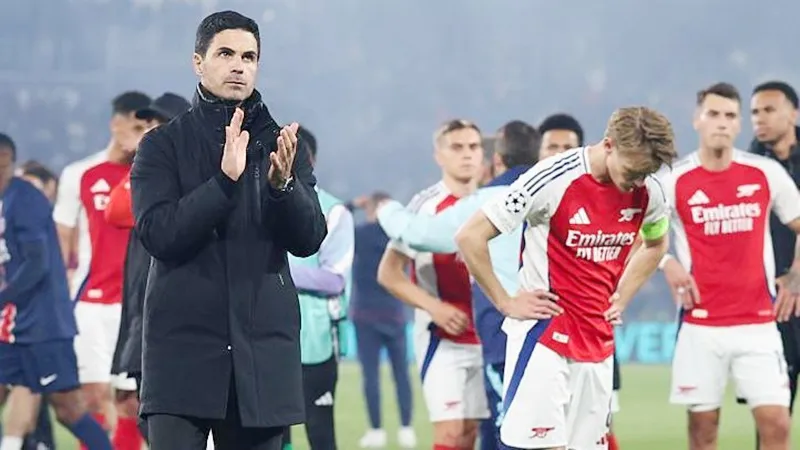 Arsenal kết thúc mùa giải nữa mà không có danh hiệu nào khi thua Paris Saint-Germain chung cuộc 1-3 ở bán kết Champions League.