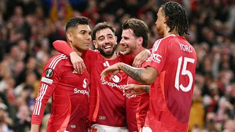 Man.United đánh bại Athletic Bilbao 4-1 trong trận bán kết lượt về tại Old Trafford và giành chiến thắng chung cuộc 7-1. 