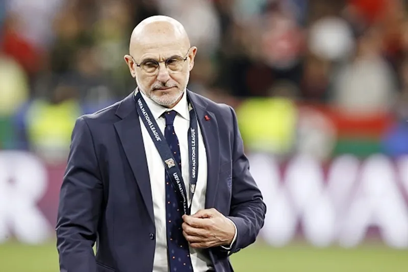 HLV Luis de la Fuente tin cầu thủ Tây Ban Nha vẫn sẵn sàng giành vé dự World Cup 2026.