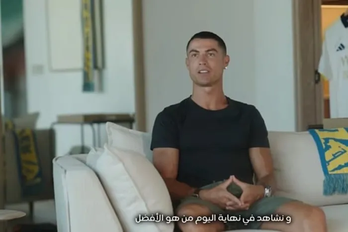 Cristiano Ronaldo trong cuộc phỏng vấn với Saudi Pro League
