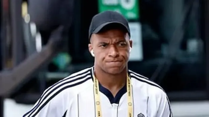 Kylian Mbappe muốn hạ nhiệt trước trận bán kết Club World Cup với PSG