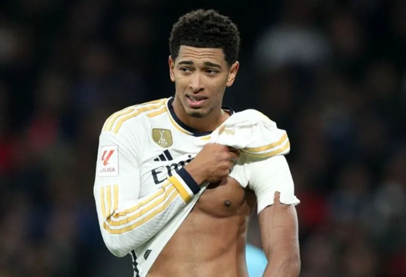 Jude Bellingham vật lộn với chấn thương vai trái dai dẳng kể từ gặp phải vào tháng 11-2023.