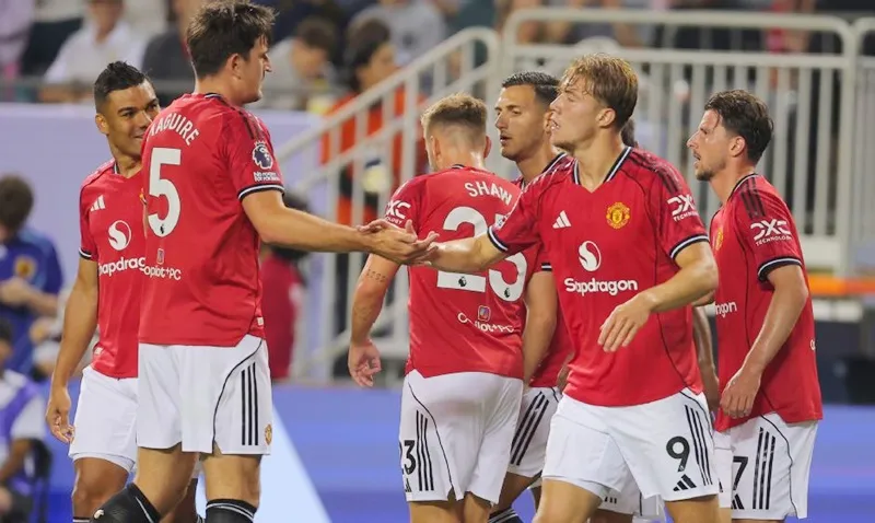 Rasmus Hojlund mở tỷ số cho Man.United trong chiến thắng 4-1 trước Bournemouth.
