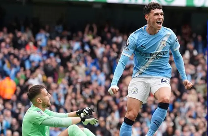 Phil Foden.jpg