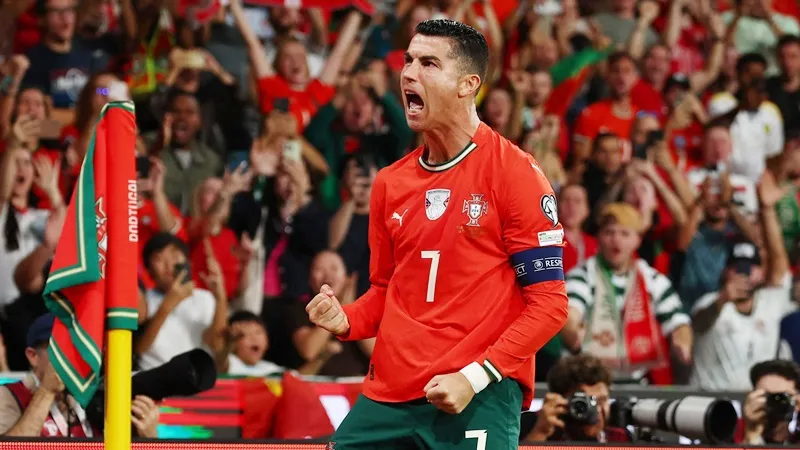 Cristiano Ronaldo lập kỷ lục ghi 41 bàn trong 50 trận vòng loại World Cup đã tham dự.