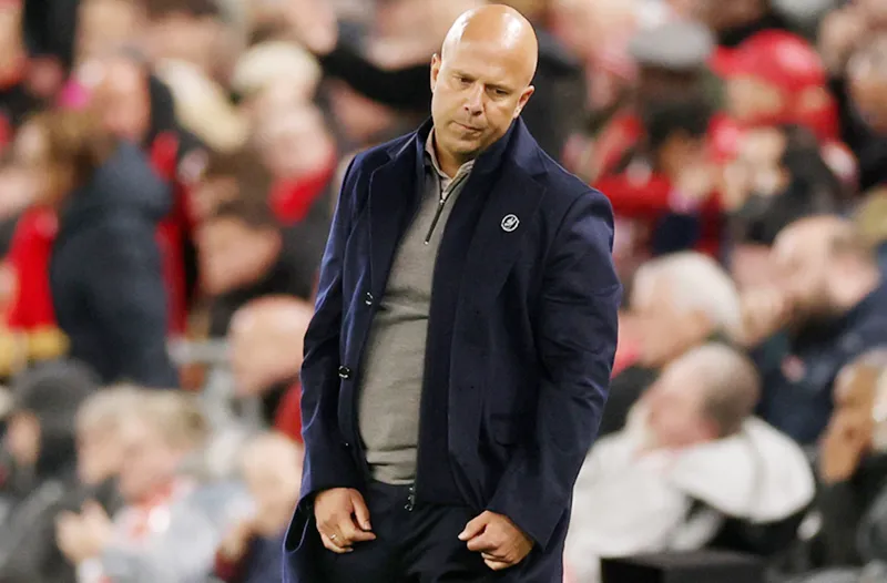 HLV Arne Slot thất vọng khi Liverpool thất thủ 1-2 trước Man.United tại Anfield.