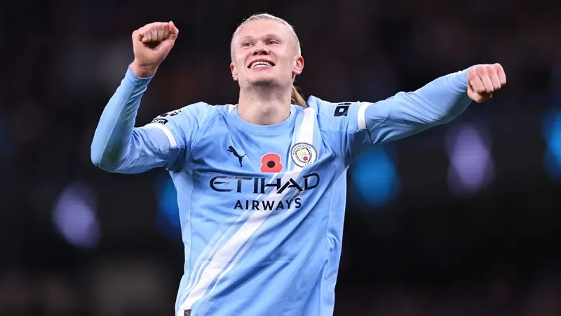 Erling Haaland ghi 27 bàn chỉ sau 17 lần ra sân cho Man.City và đội tuyển Na Uy mùa giải này.