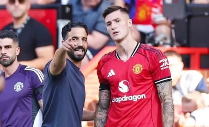 HLV Ruben Amorim thừa nhận Benjamin Sesko đang gặp khó khăn tại Man.United.