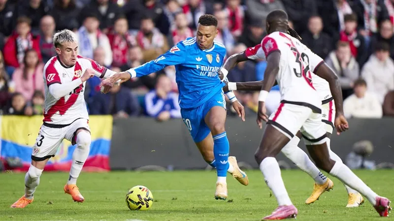 Real Madrid đã bị Rayo Vallecano cầm hòa 0-0 tại La Liga vào Chủ nhật.