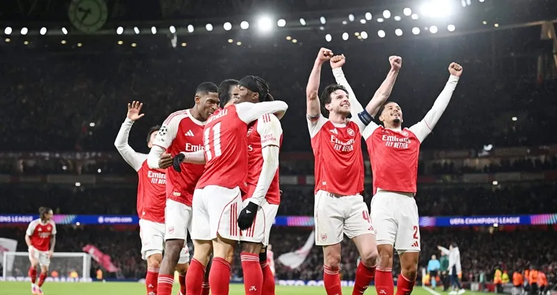 Arsenal giành chiến thắng 3-1 trong trận đấu quan trọng tại Champions League với Bayern Munich. 
