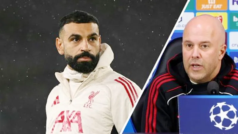 HLV Arne Slot vẫn để ngỏ khả năng hòa giải với Mohamed Salah.