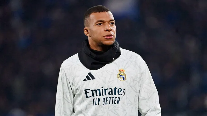 Paris Saint-Germain buộc phải trả hơn 60 triệu EUR cho Kylian Mbappe.