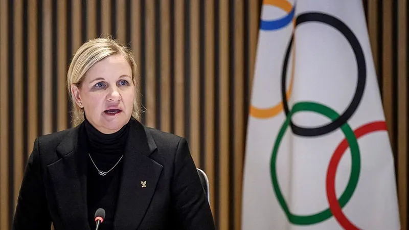 Chủ tịch Ủy ban Olympic Quốc tế (IOC) Kirsty Coventry.