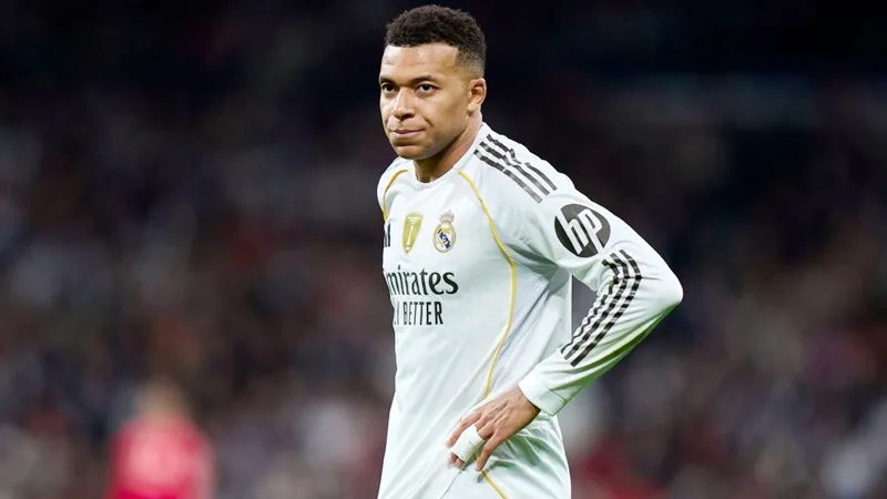 Real Madrid xác nhận hôm thứ Tư rằng Mbappe được chẩn đoán bị bong gân đầu gối trái.