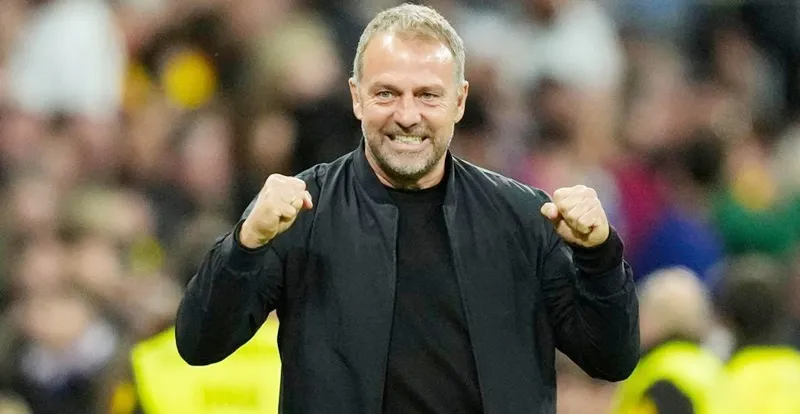 HLV Hansi Flick đã giành chức vô địch thứ 8 sau 8 lần vào chung kết trong sự nghiệp.