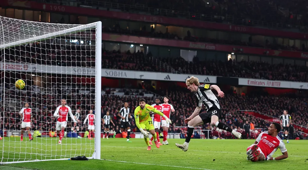 Cú đúp của Anthony Gordon đã giúp Newcastle loại Arsenal mùa trước