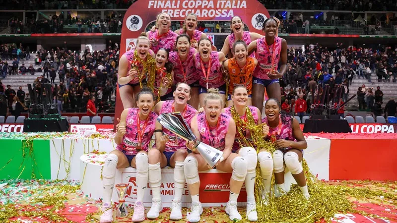 Conegliano giành chức vô địch Coppa Italia trước hơn 12.000 khán giả tại Turin (Ảnh: LVF)