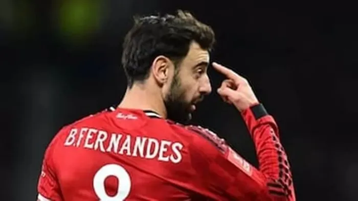 Bruno Fernandes vẫn muốn chơi cho Man United