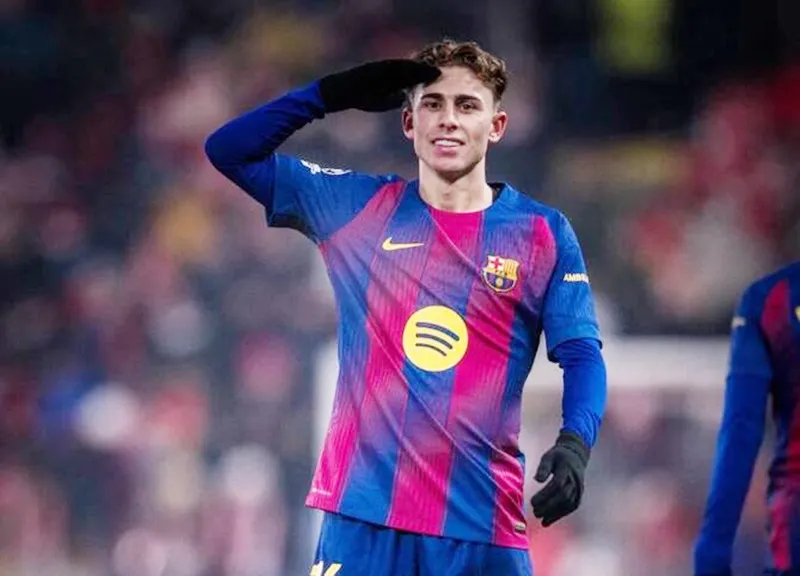 Fermin Lopez gia nhập Barcelona khi mới 13 tuổi và là sản phẩm của học viện La Masia nổi tiếng.