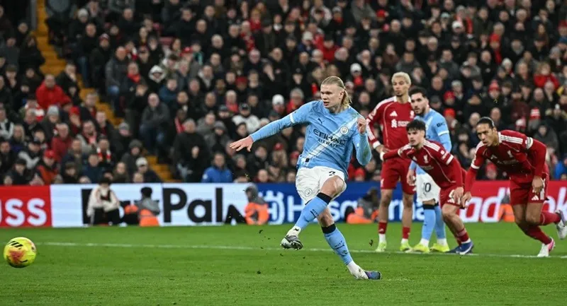 Erling Haaland chỉ ghi được 2 bàn đều từ phạt đền trong 8 trận Premier League gần nhất.