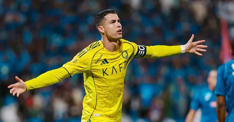 Cristiano Ronaldo trở lại đội hình chính của Al Nassr và chỉ cần 18 phút để ghi bàn.