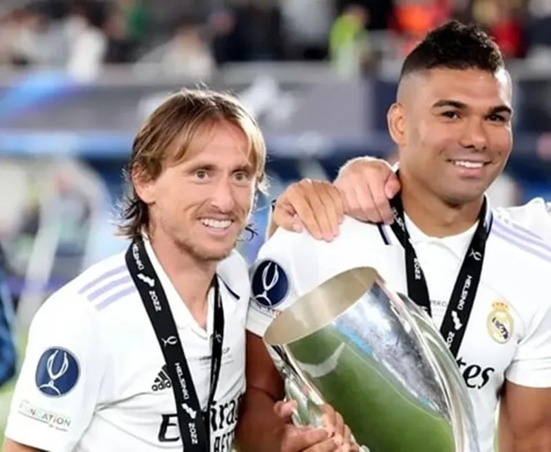Casemiro liên hệ chuyển đến Italy khi Modric đã ổn định ở Milan
