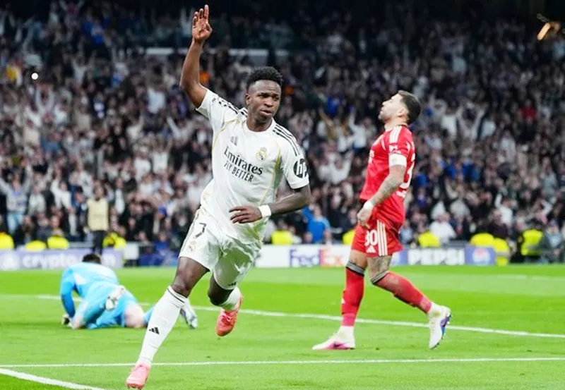 Vinicius ấn định chiến thắng 2-1 và thắng chung cuộc 3-1 cho Real Madrid trước Benfica.