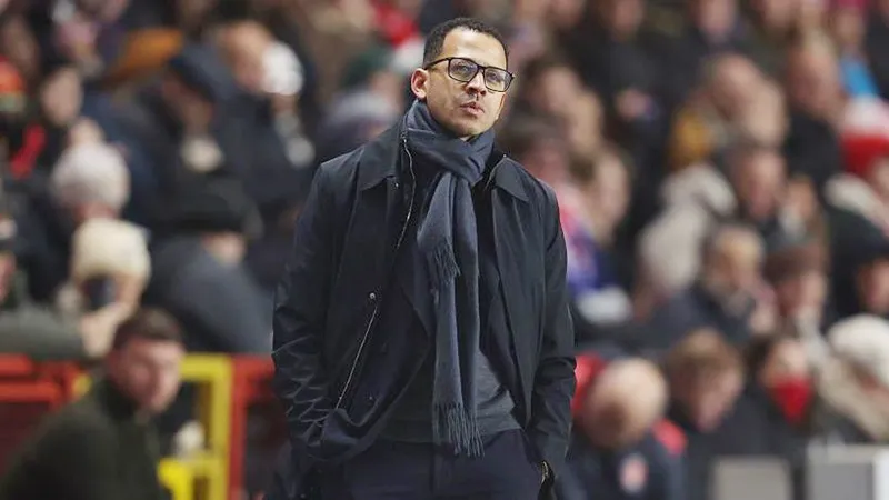 HLV Liam Rosenior tin có thể chấm dứt giai đoạn hỗn loạn của Chelsea nếu được trao thời gian để tạo dấu ấn.