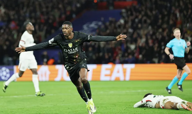 Ousmane Dembele trở lại và tỏa sáng giúp Paris Saint-Germain đánh bại Chelsea 5-2.