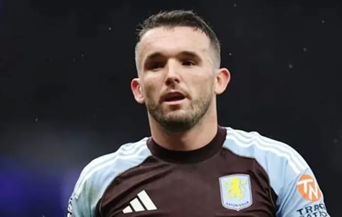 TiỀn đạo John McGinn (Aston Villa)