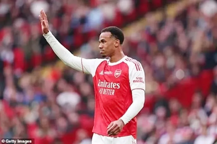 Trung vệ Gabriel rút lui khỏi tuyển Brazil trong một biện pháp phòng ngừa chấn thương