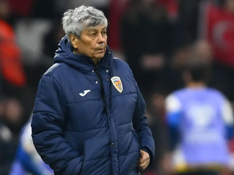 HLV Mircea Lucescu không thể giúp tuyển Romania trở lại World Cup sau 6 kỳ giải vắng mặt.