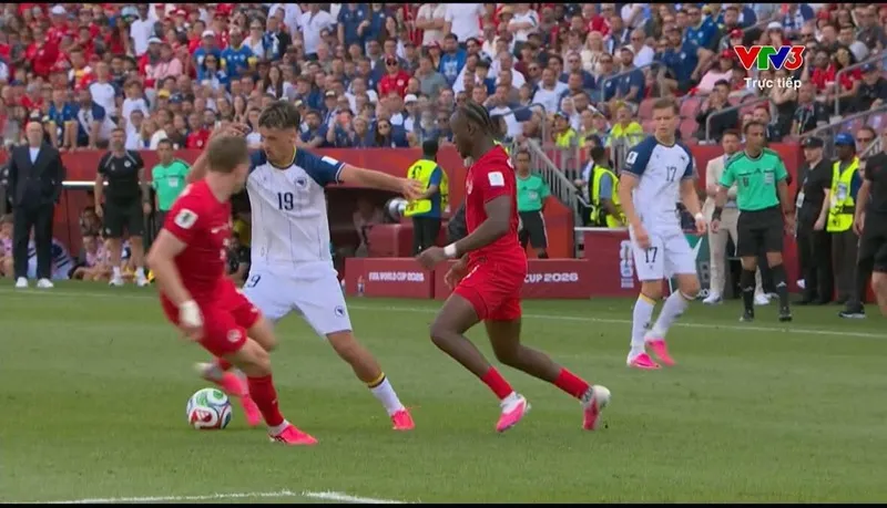 Canada có điểm số đầu tiên sau khi đã thua cả 6 trận trong 2 lần tham dự World Cup trước đó.