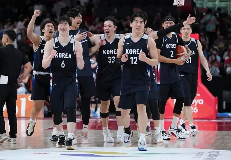 Bóng rổ nam Hàn Quốc giành HCV ASIAD đầu tiên kể từ năm 2014. Ảnh: THX