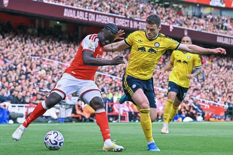 Arsenal (trái) có vấn đề khả năng tấn công ở khu vực 1/3 cuối sân đối phương. Ảnh: THX