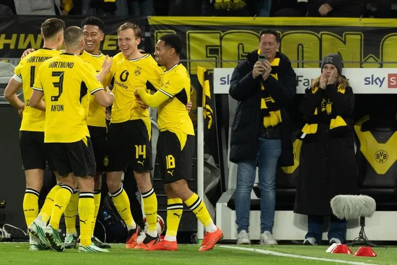 Borussia Dortmund giành chiến thắng 1-0 trước Eintracht Frankfurt. Ảnh: THX