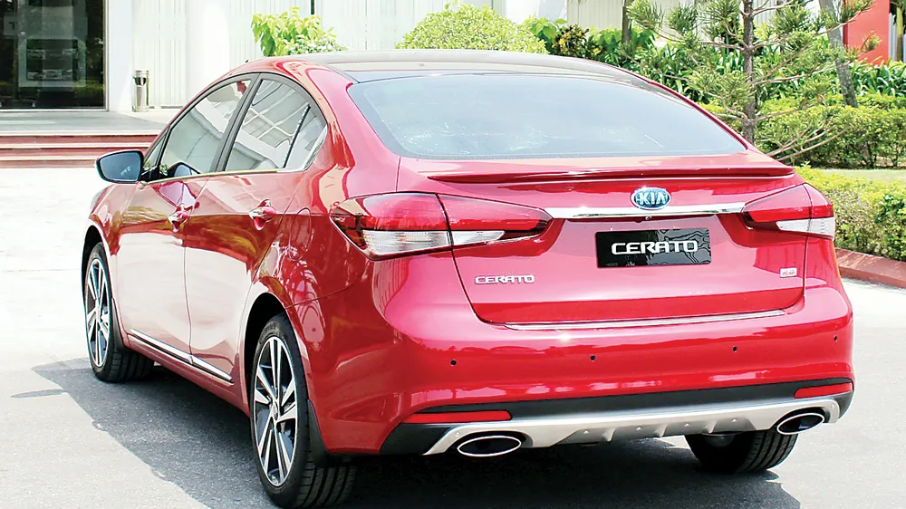 Kia Cerato phiên bản Signature ra mắt tại Việt Nam ảnh 1