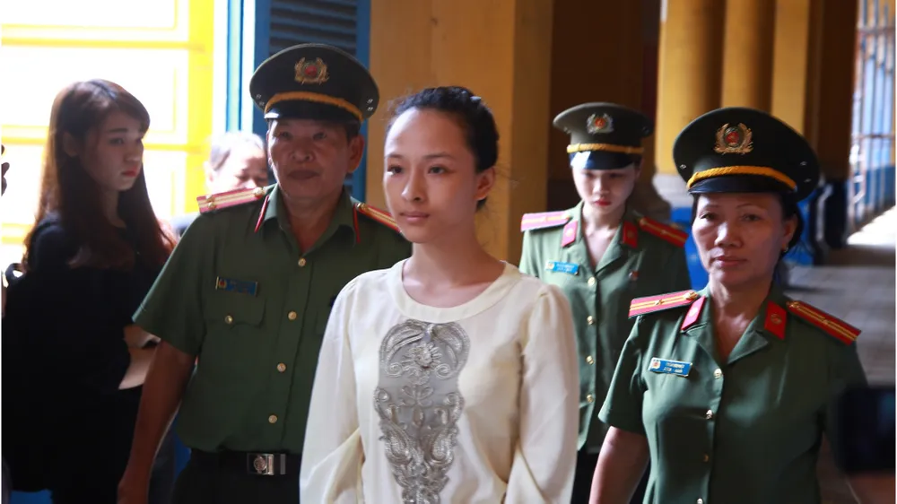 Xét xử sơ thẩm lại vụ án Hoa hậu Trương Hồ Phương Nga lừa đảo  ​ ảnh 3